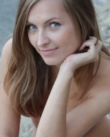 Domai - 27-aline-9241