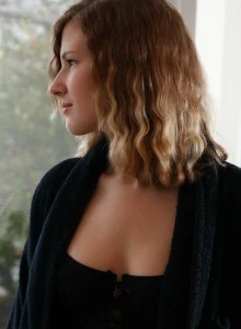 Dawn shows her round ass